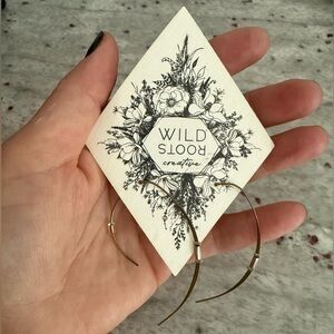 Gold (color not actual gold..obv) drop Earrings